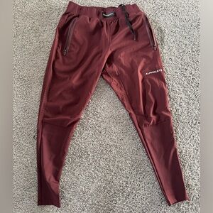 Alphalete infinity joggers
Size medium 
Great material